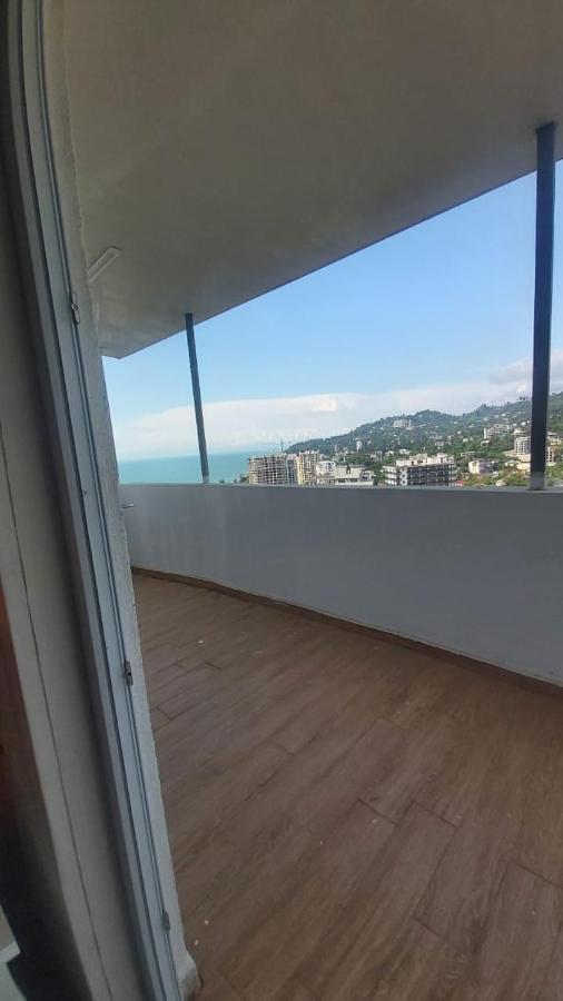 Жемчужина У Моря Batumi Exterior foto